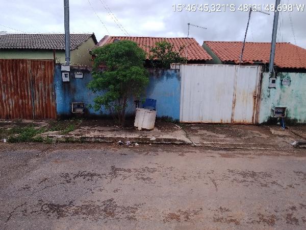 Foto de Imóvel 2 quartos, 58 m², GIRASSOL - Leilão em Cocalzinho de Goiás/GO, 39% abaixo da avaliação
