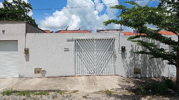 Foto de Imóvel 72 m², CATOLE - Leilão em Horizonte/CE, 48% abaixo da avaliação