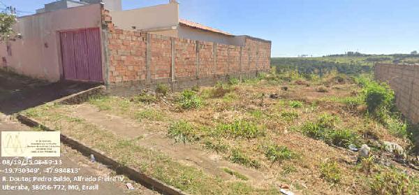 Foto de Imóvel ALFREDO FREIRE - Leilão em Uberaba/MG, 44% abaixo da avaliação