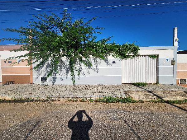 Foto de Imóvel na Rua Lada, 621 - Leilão em Mossoró/RN, 41% abaixo da avaliação