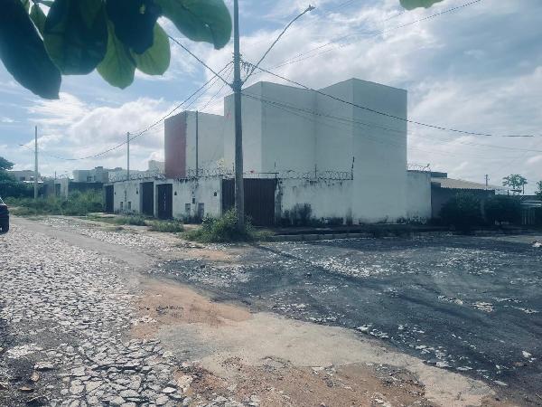 Imóvel em DIVINOPOLIS/MG