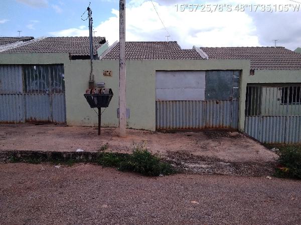 Foto de Imóvel 2 quartos, VILA RAIO DE LUZ - Leilão em Santo Antônio do Descoberto/GO, 54% abaixo da avaliação