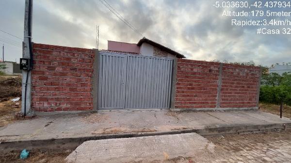 Foto de Imóvel 2 quartos, CENTRO - Leilão em Altos/PI, 60% abaixo da avaliação