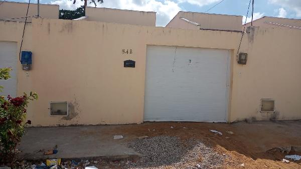 Foto de Imóvel 2 quartos, CARNAUBAL - Leilão em Horizonte/CE, 57% abaixo da avaliação