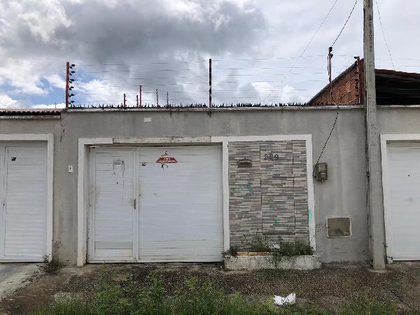 Foto de Imóvel na Rua Golinha, 209 - Leilão em Itaitinga/CE, 40% abaixo da avaliação