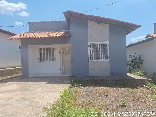Foto de Imóvel 2 quartos, 62 m², CIDADE NOVA - Leilão em Demerval Lobão/PI, 41% abaixo da avaliação