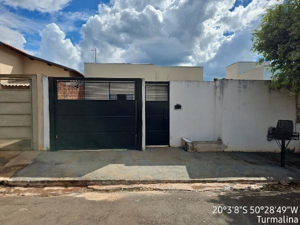 Foto de Imóvel na Rua Mato Grosso, 235 - Leilão em Turmalina/SP, 42% abaixo da avaliação