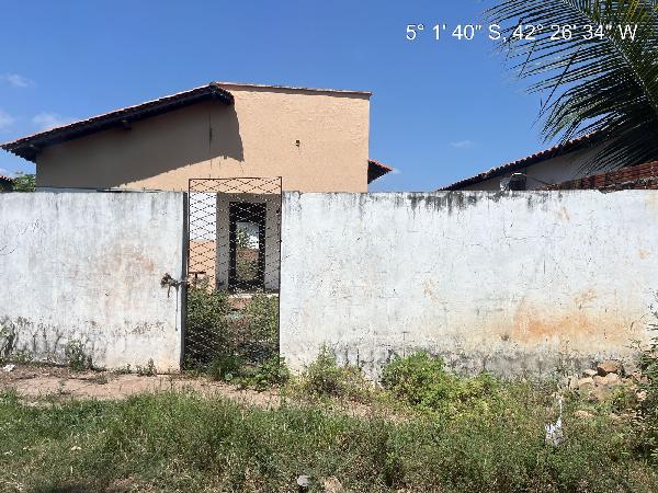Foto de Imóvel 2 quartos, 50 m², CIANA - Leilão em Altos/PI, 42% abaixo da avaliação
