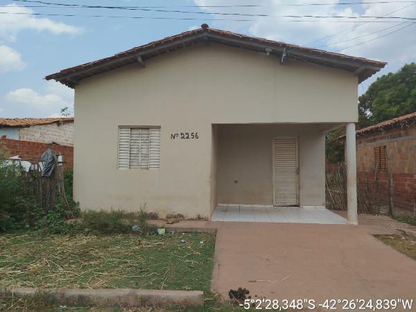 Foto de Imóvel 2 quartos, BAIRRO SANTA INES - Leilão em Altos/PI, 59% abaixo da avaliação