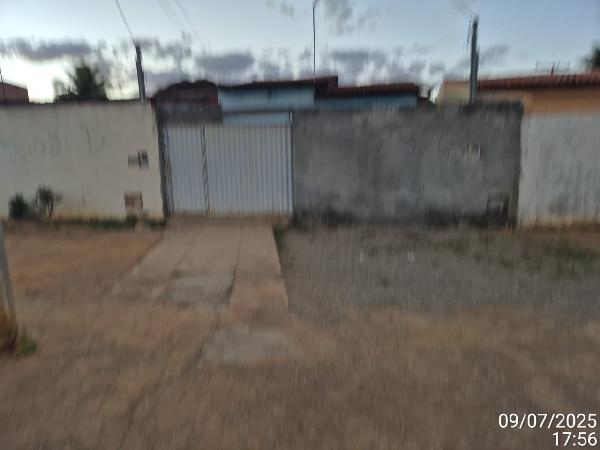 Foto de Imóvel 2 quartos, 59 m², LOT VILA DIVINEIA - Leilão em Padre Bernardo/GO, 49% abaixo da avaliação