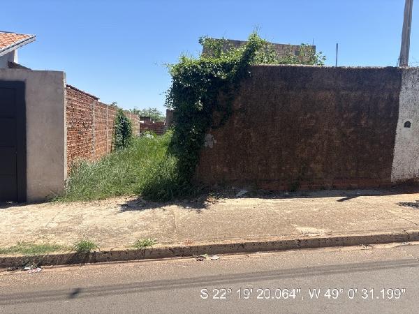 Foto de Imóvel na Rua Flavio Aredes Lopes - Leilão em Bauru/SP, 42% abaixo da avaliação