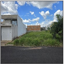 Foto de Imóvel na Rua Professor Jose Arana Varela - Leilão em Araraquara/SP, 29% abaixo da avaliação