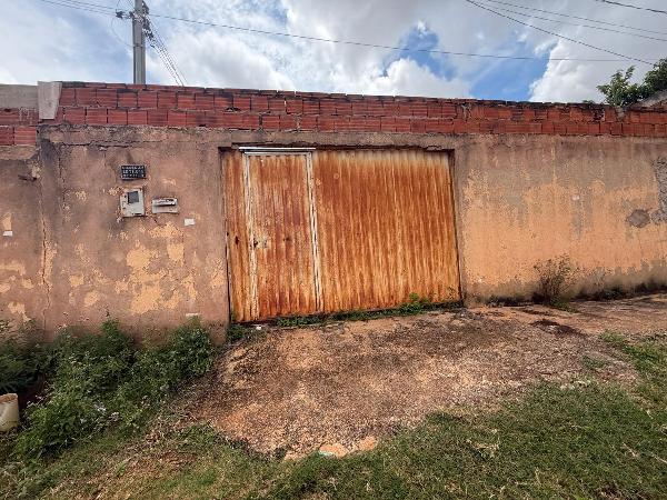Imóvel em AGUAS LINDAS DE GOIAS/GO