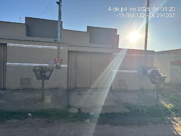 Foto de Imóvel 2 quartos, 69 m², VILA RAIO DE LUZ - Leilão em Santo Antônio do Descoberto/GO, 46% abaixo da avaliação