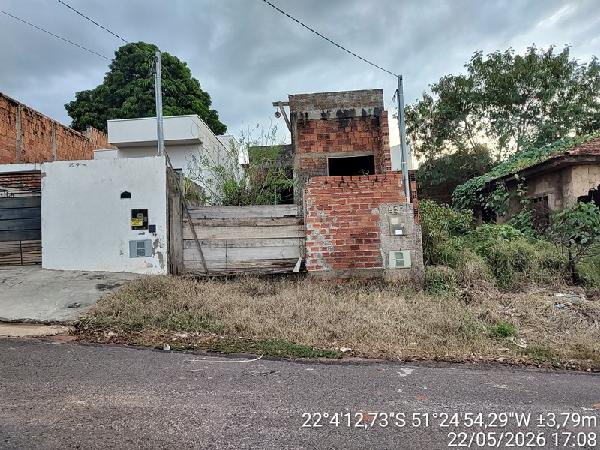 Foto de Imóvel em Álvares Machado (SP)