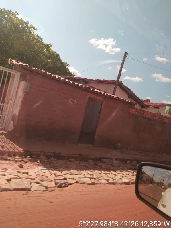 Foto de Imóvel 2 quartos, STA INES - Leilão em Altos/PI, 63% abaixo da avaliação
