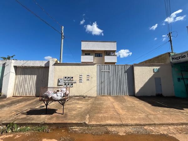Foto de Imóvel na Rua Ipiranga - Leilão em Luziânia/GO, 49% abaixo da avaliação