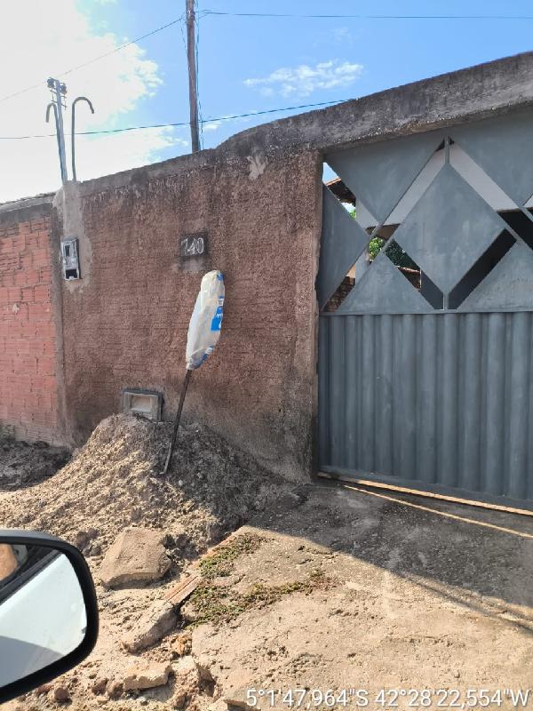 Foto de Imóvel 2 quartos, 50 m², BAIRRO CIANA - Leilão em Altos/PI, 49% abaixo da avaliação