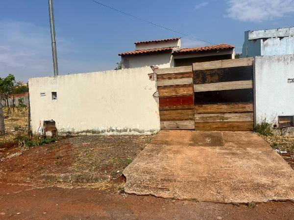 Foto de Imóvel 2 quartos, SETOR AEROPORTO MUTI - Leilão em Planaltina/GO, 64% abaixo da avaliação