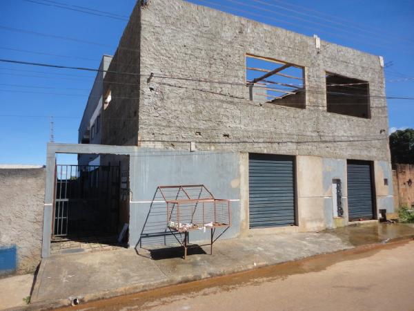 Foto de Imóvel 2 quartos, 75 m², JARDIM DA BARRAGEM VI - Leilão em Águas Lindas de Goiás/GO, 47% abaixo da avaliação