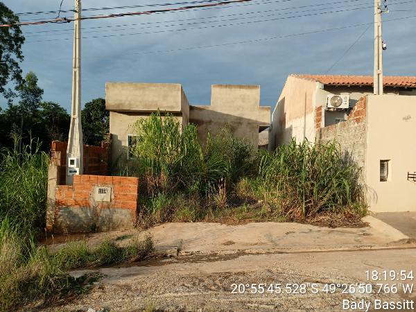 Imóvel em BADY BASSITT/SP