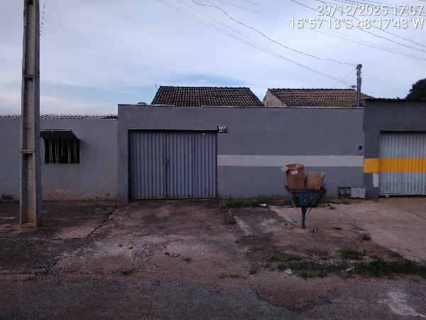 Foto de Imóvel 2 quartos, 69 m², PARQUE ESTRELA DALVA XII - Leilão em Santo Antônio do Descoberto/GO, 40% abaixo da avaliação