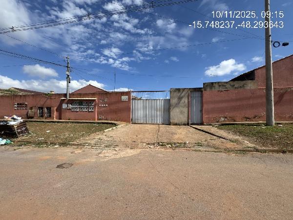 Imóvel em AGUAS LINDAS DE GOIAS/GO