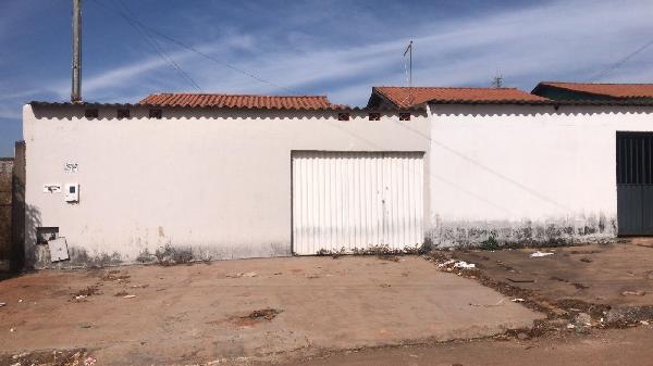 Foto de Imóvel 2 quartos, 64 m², PARQUE ESTRELA DALVA XII - Leilão em Santo Antônio do Descoberto/GO, 46% abaixo da avaliação