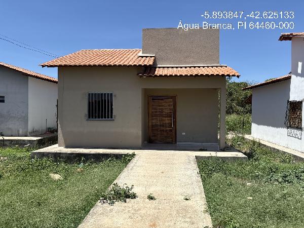 Foto de Imóvel 2 quartos, 71 m², POEIRÃO - Leilão em Água Branca/PI, 45% abaixo da avaliação
