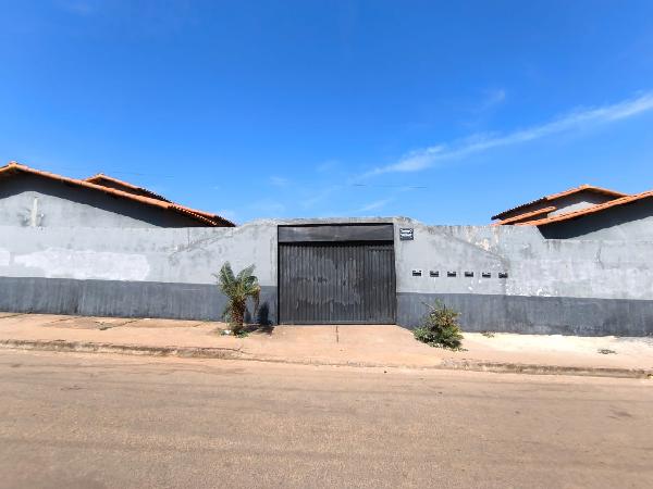 Foto de Imóvel 3 quartos, 68 m², SETOR AEROPORTO (MUTIRAO) - Leilão em Planaltina/GO, 39% abaixo da avaliação
