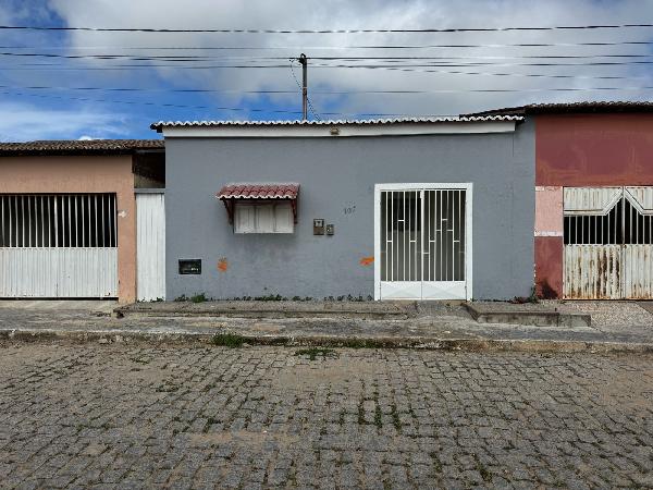 Foto de Imóvel na Rua Justino Francelino, 107 - Leilão em TENENTE LAURENTINO CRUZ/RN, 49% abaixo da avaliação