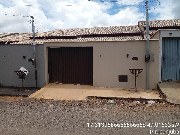 Imóvel em PIRACANJUBA/GO