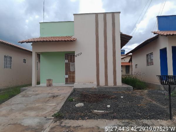 Foto de Imóvel na Rua Projetada Iii, 234 - Leilão em ALTOS/PI, 41% abaixo da avaliação