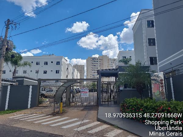 Foto de Imóvel na Rua Orides Ferreira, 370 - Leilão em UBERLANDIA/MG, 40% abaixo da avaliação