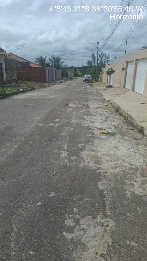 Foto de Imóvel 3 quartos, 94 m², LAGOINHA - Leilão em Horizonte/CE, 39% abaixo da avaliação