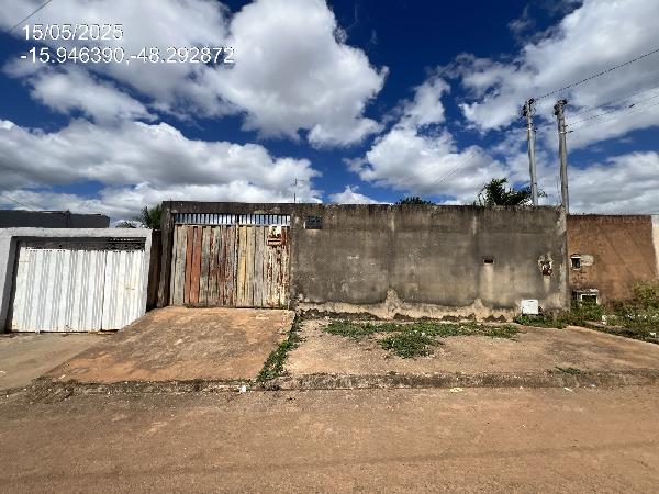 Imóvel em SANTO ANTONIO DO DESCOBERTO/GO