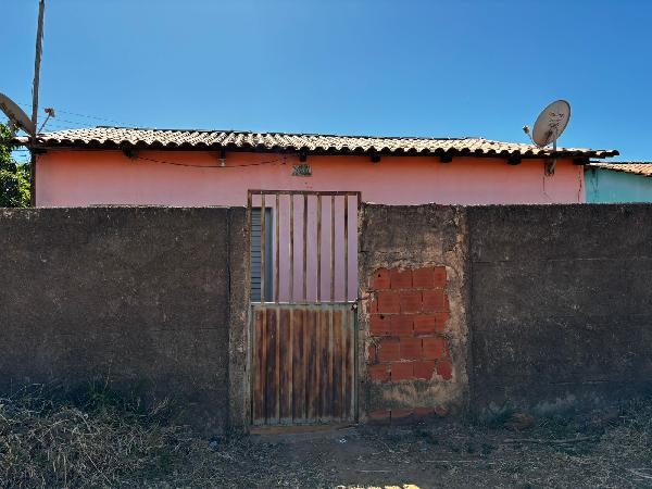 Foto de Imóvel 2 quartos, 56 m², GIRASSOL - Leilão em Cocalzinho de Goiás/GO, 39% abaixo da avaliação