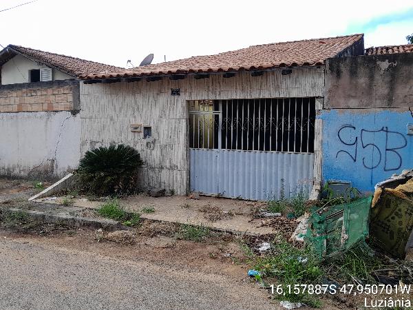 Foto de Imóvel 2 quartos, 57 m², PARQUE ESTRELA DALVA IX - Leilão em Luziânia/GO, 46% abaixo da avaliação