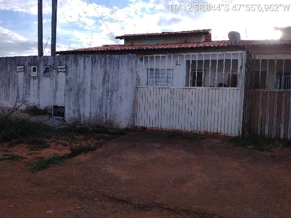 Foto de Imóvel 2 quartos, 58 m², PARQUE SANTA FE - Leilão em Luziânia/GO, 48% abaixo da avaliação