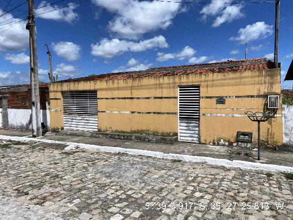 Foto de Imóvel na Rua Nubia Santiago, 552 - Leilão em CEARA-MIRIM/RN, 48% abaixo da avaliação