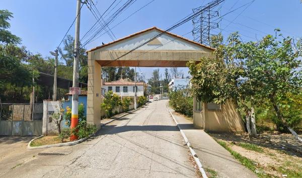 Apartamento em BELFORD ROXO/RJ