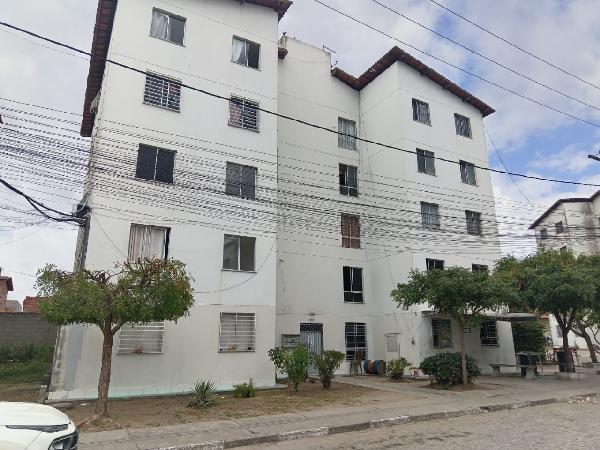 Foto de Imóvel 2 quartos, 41 m², TOMBA - Leilão em Feira de Santana/BA, 46% abaixo da avaliação