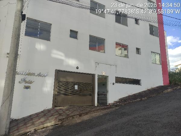 Foto de Imóvel 2 quartos, 91 m², LOTEAMENTO IZALTINO SILVEIRA DA MATA - Leilão em Caratinga/MG, 48% abaixo da avaliação