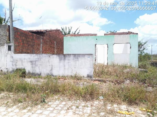Foto de Imóvel na Rua Abrahao Barreto, 223 - Leilão em CEARA-MIRIM/RN, 41% abaixo da avaliação