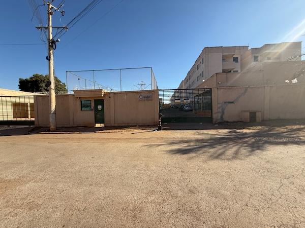 Foto de Imóvel 2 quartos, 73 m², CHACARAS SANTA MARIA - Leilão em Planaltina/GO, 44% abaixo da avaliação