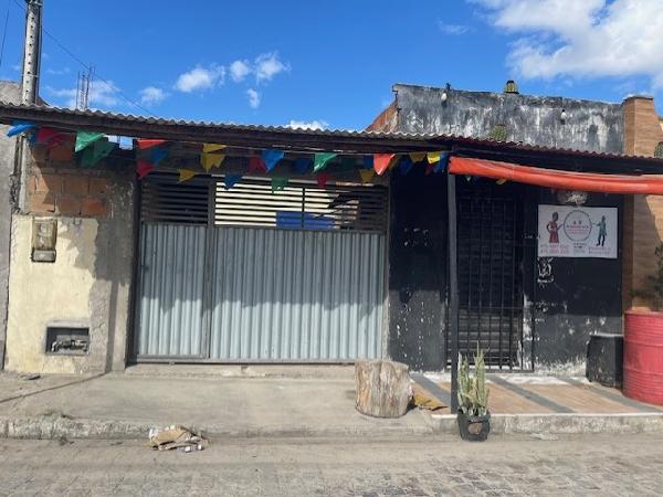 Foto de Imóvel 2 quartos, PEDRA FERRADA - Leilão em Feira de Santana/BA, 59% abaixo da avaliação