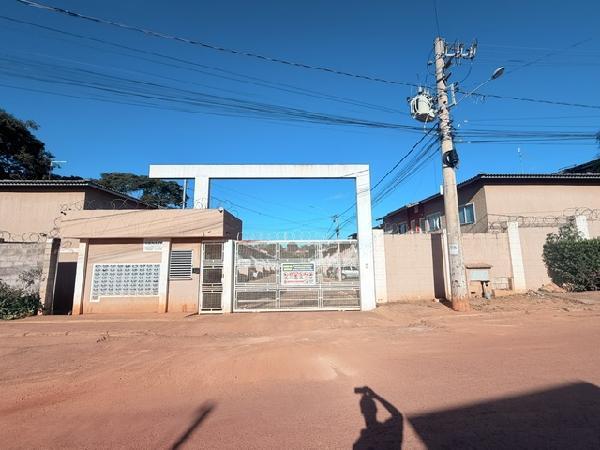 Imóvel em LUZIANIA/GO