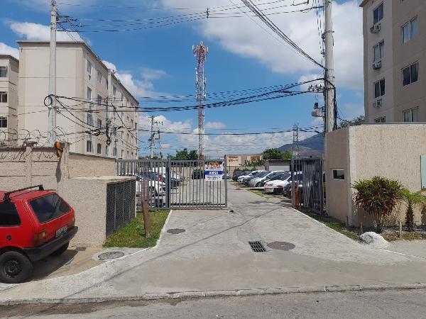 Imóvel em MESQUITA/RJ