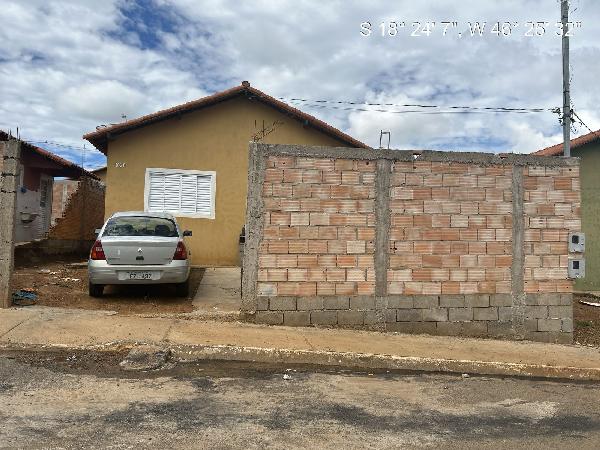 Foto de Imóvel 2 quartos, 38 m², ANDORINHAS - Leilão em Presidente Olegário/MG, 43% abaixo da avaliação