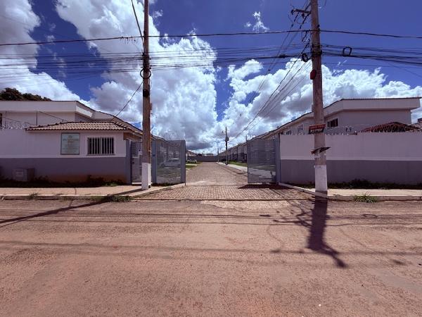 Foto de Imóvel 96 m², CHACARAS BENVINDA - Leilão em Valparaíso de Goiás/GO, 42% abaixo da avaliação